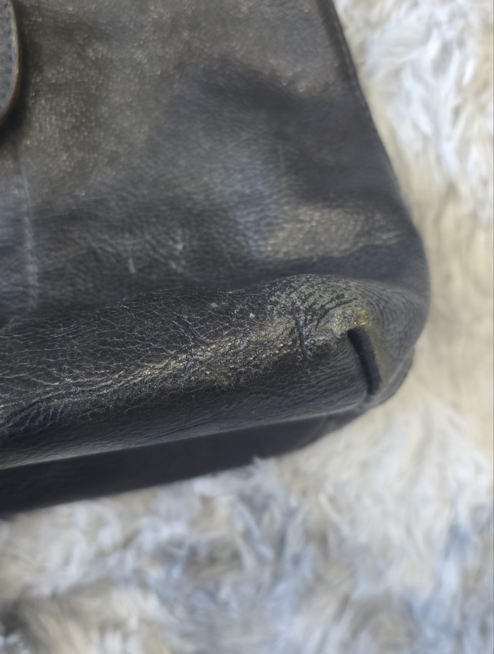 Vintage Kate Spade Black Leather Shoulder Bag - Picture 3 of 13
